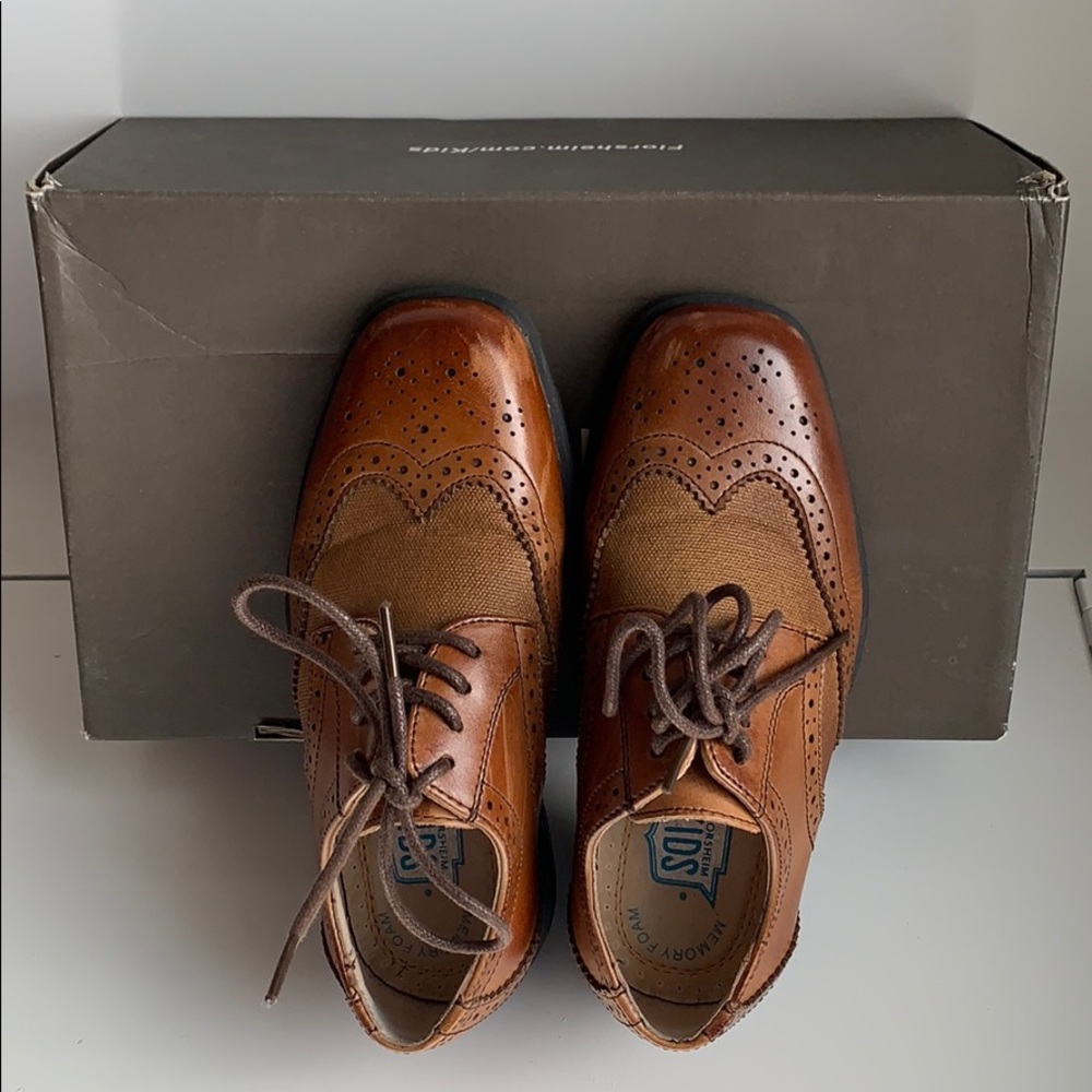 Florsheim Kids Wing Tip Dress Shoes